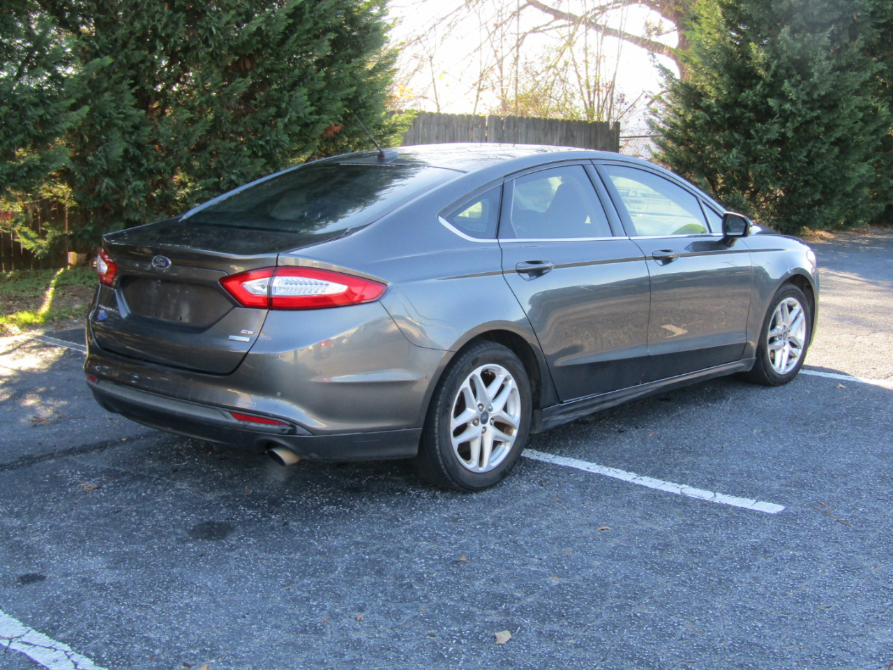Ford Fusion SE 2016