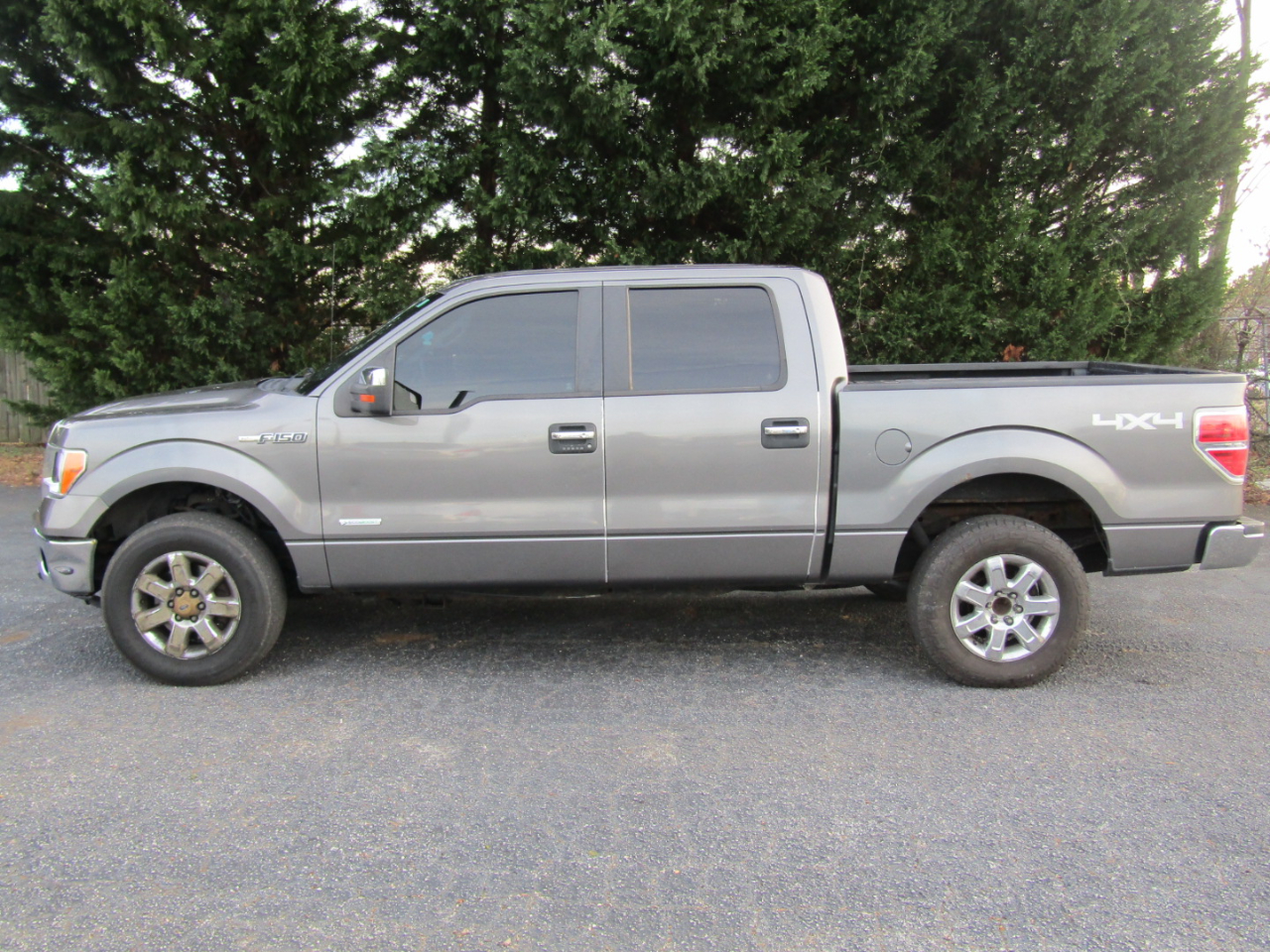 Ford F-150 XLT SuperCrew 6.5-ft. Bed 4WD 2013