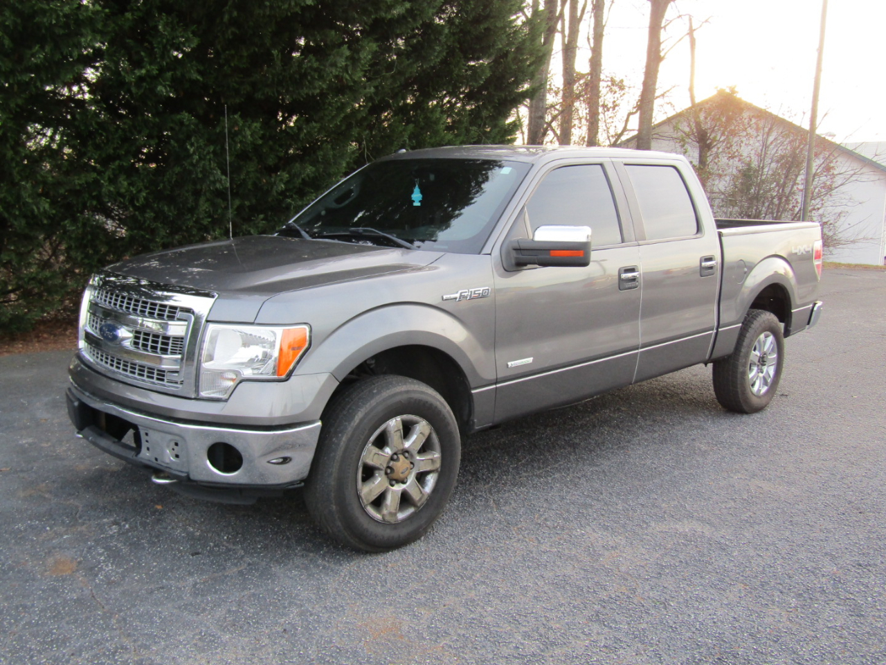 Ford F-150 XLT SuperCrew 6.5-ft. Bed 4WD 2013