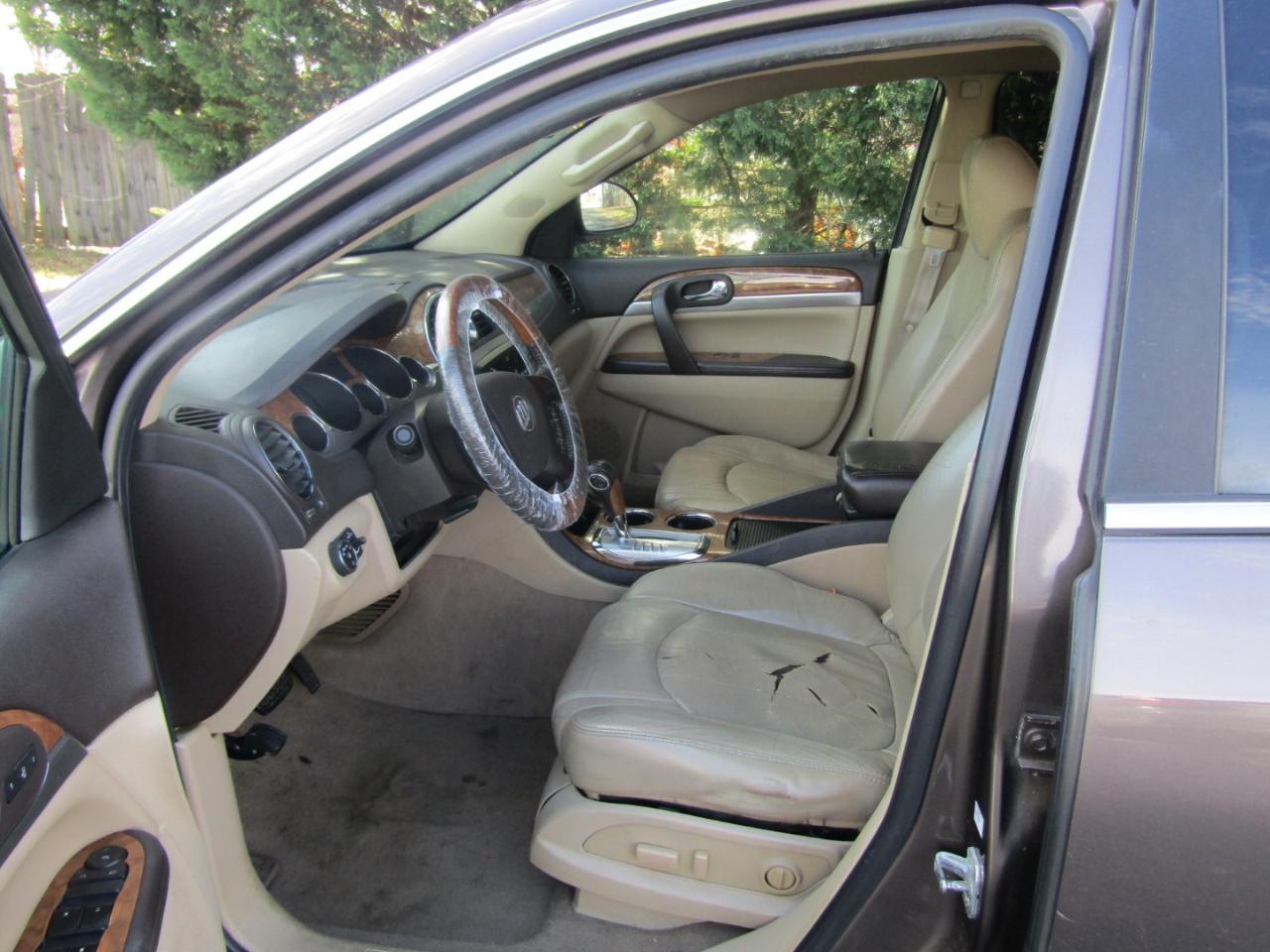 Buick Enclave Leather FWD 2012