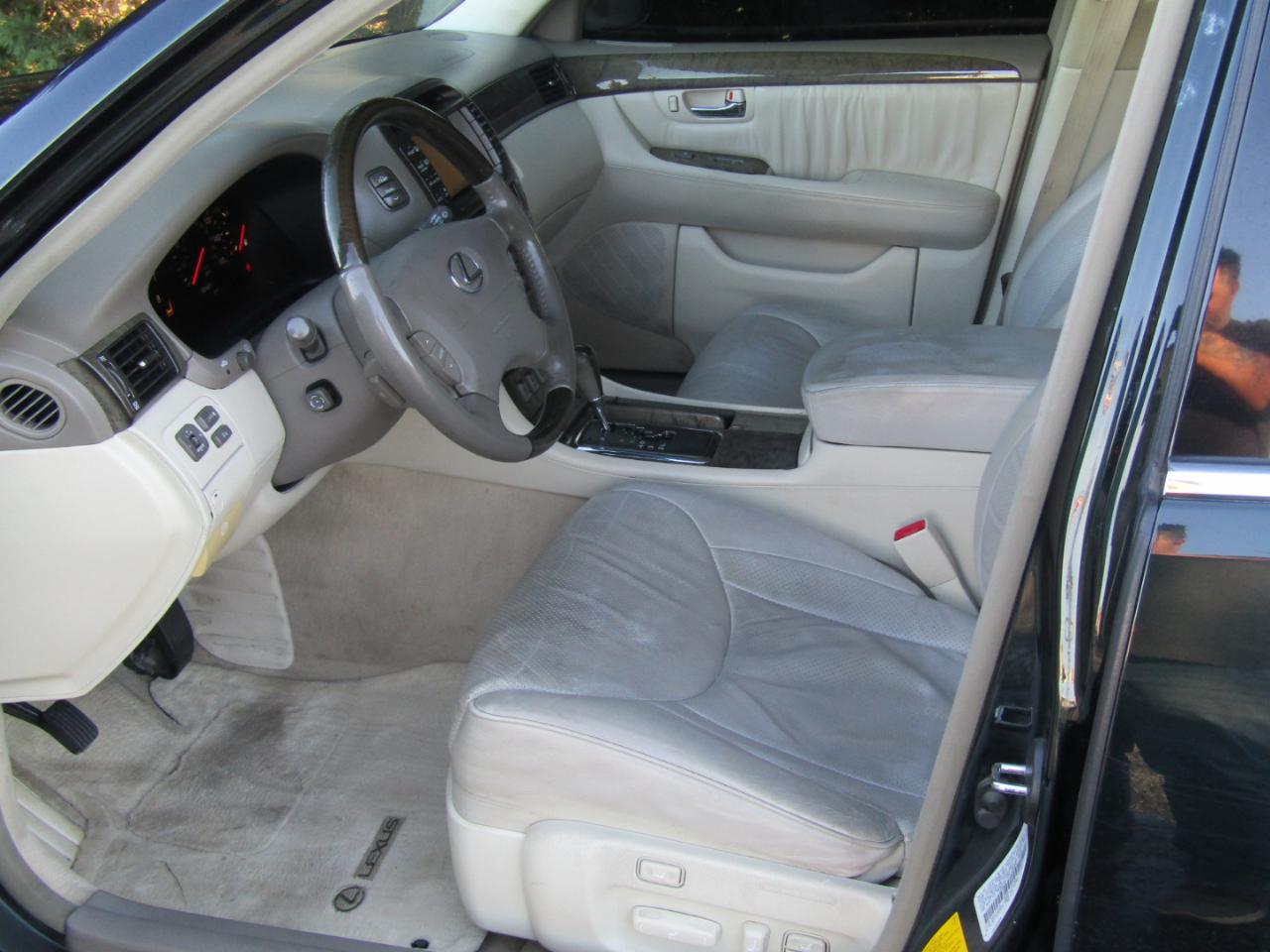 Lexus LS 430 Sedan 2001