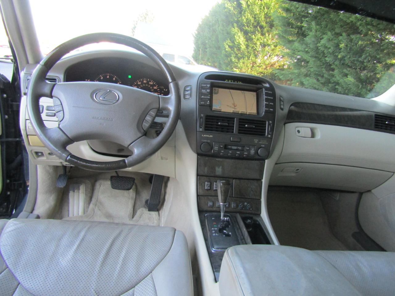 Lexus LS 430 Sedan 2001