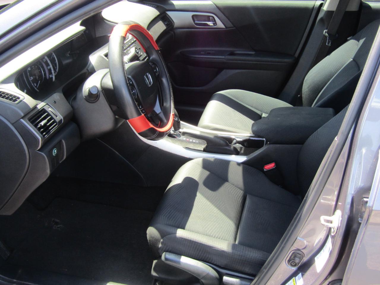 Honda Accord LX Sedan CVT 2015