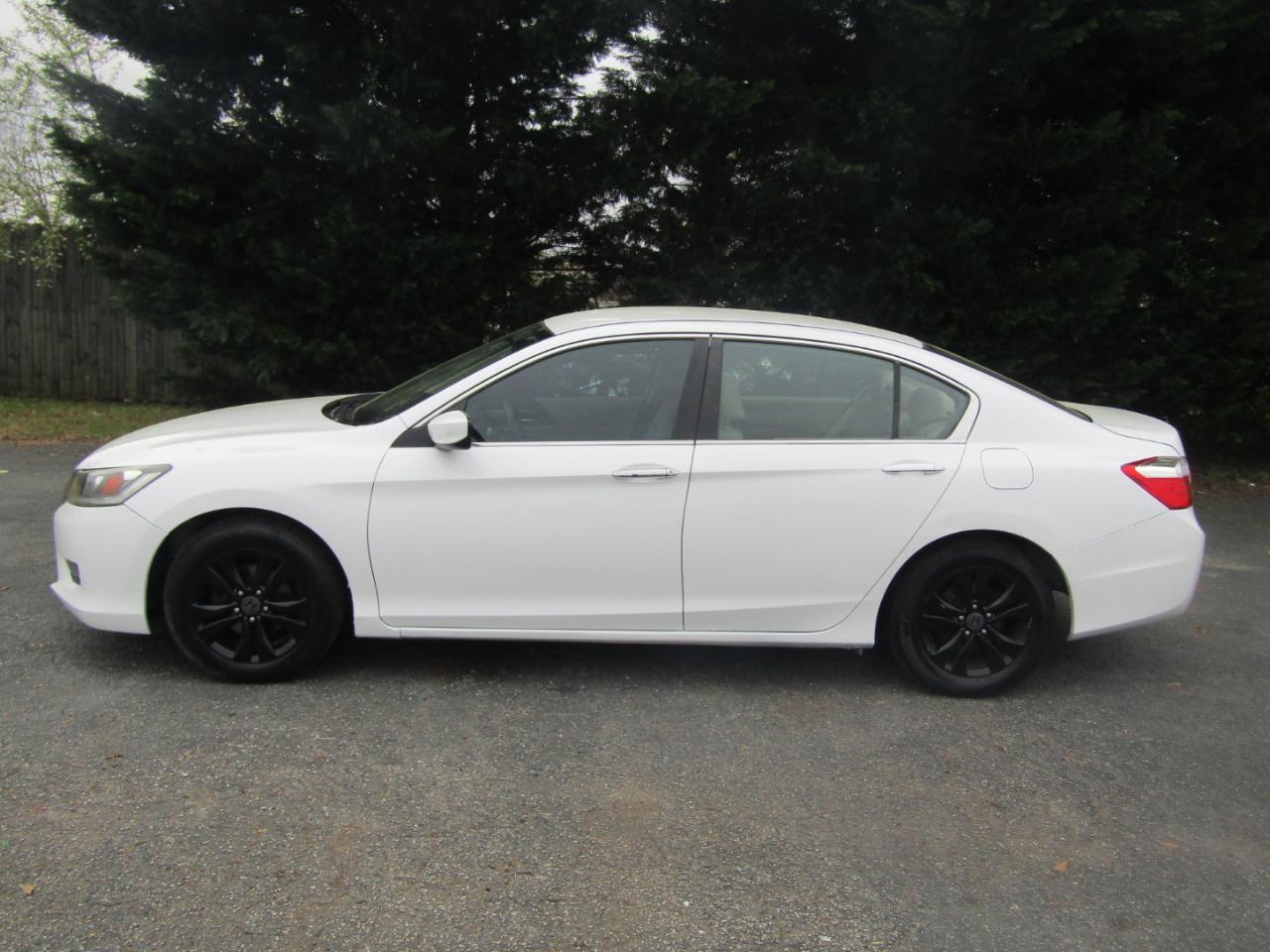 Honda Accord LX Sedan CVT 2013