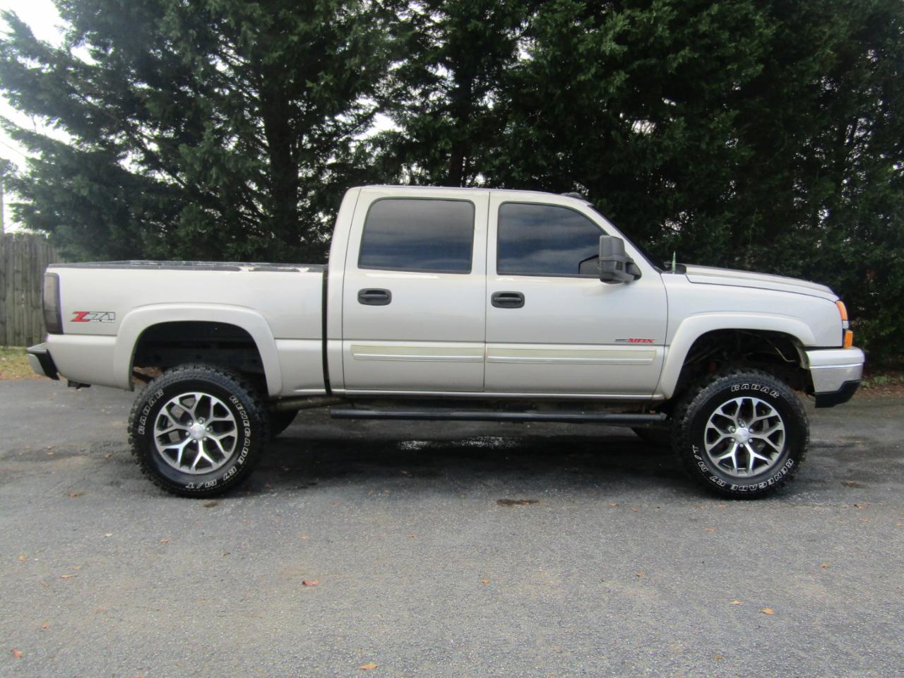 Chevrolet Silverado 1500 LT3 Crew Cab 4WD 2006