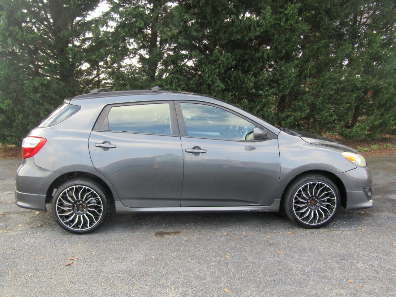 Toyota Matrix S AWD 4-Speed AT 2009