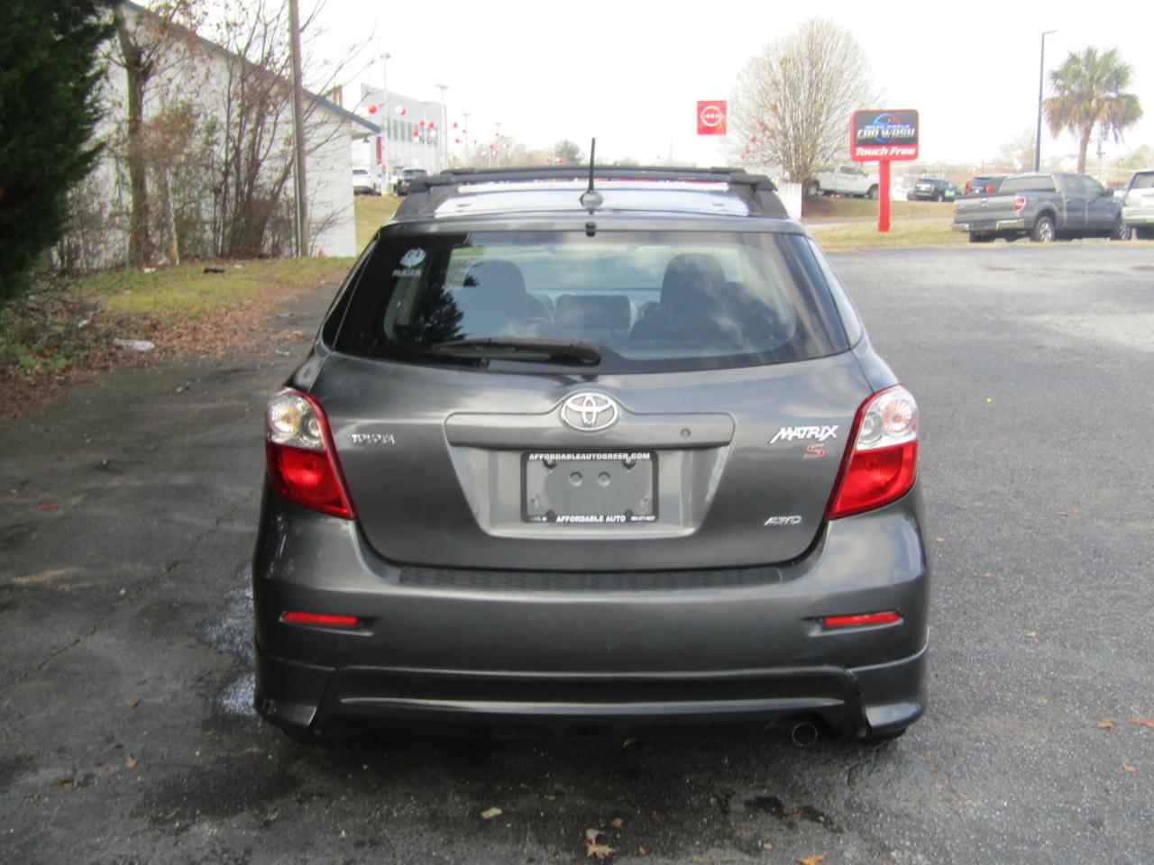 Toyota Matrix S AWD 4-Speed AT 2009