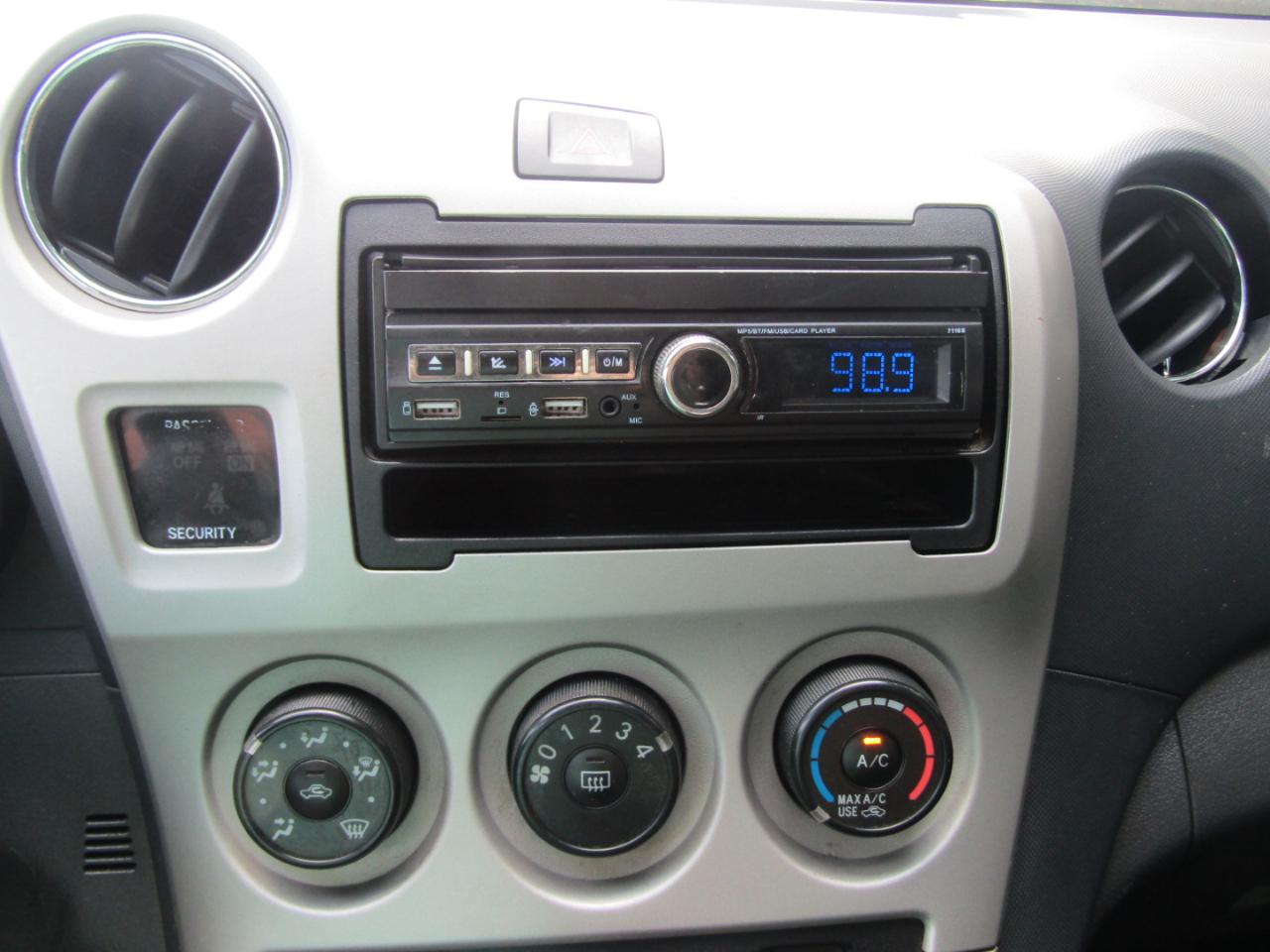 Toyota Matrix S AWD 4-Speed AT 2009