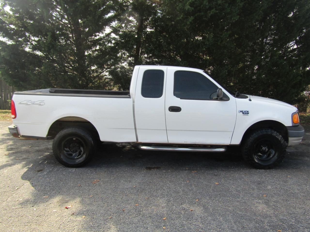 Ford F-150 Heritage XL SuperCab 4WD 2004