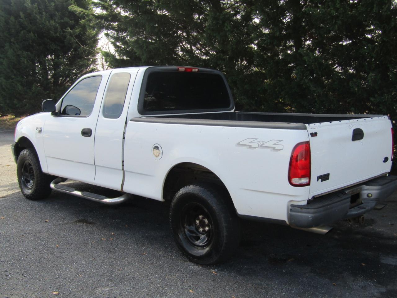 Ford F-150 Heritage XL SuperCab 4WD 2004