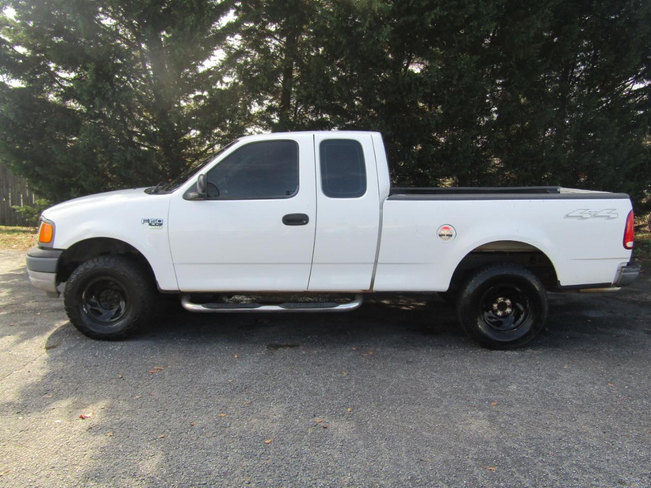 Ford F-150 Heritage XL SuperCab 4WD 2004