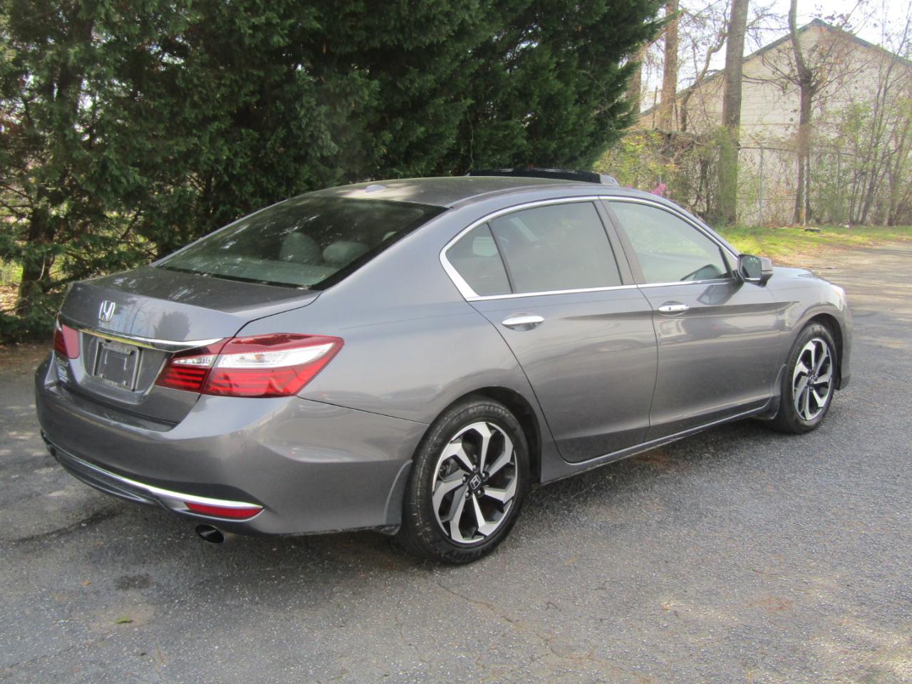 Honda Accord EX-L Sedan CVT 2017