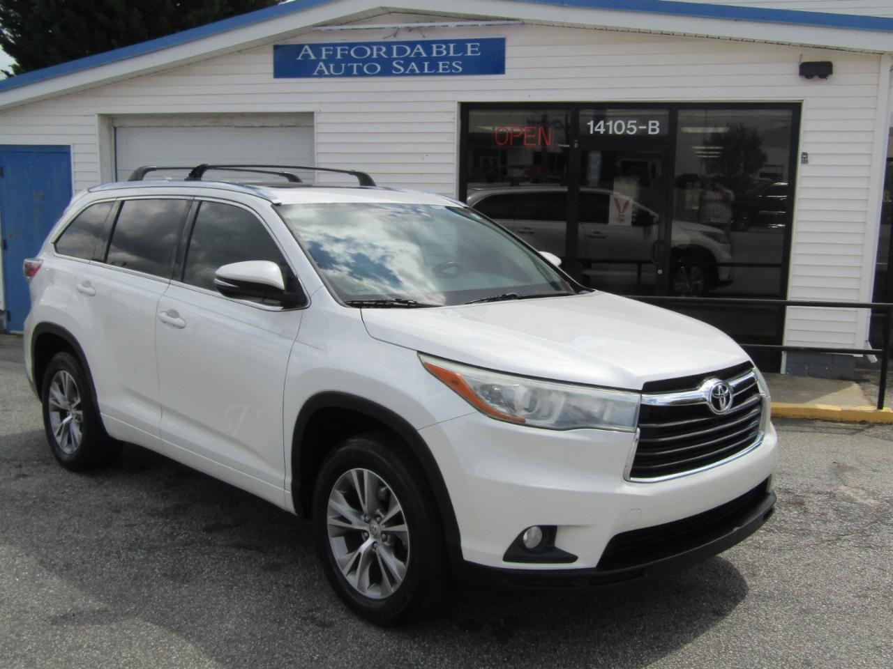 Toyota Highlander XLE FWD V6 2015