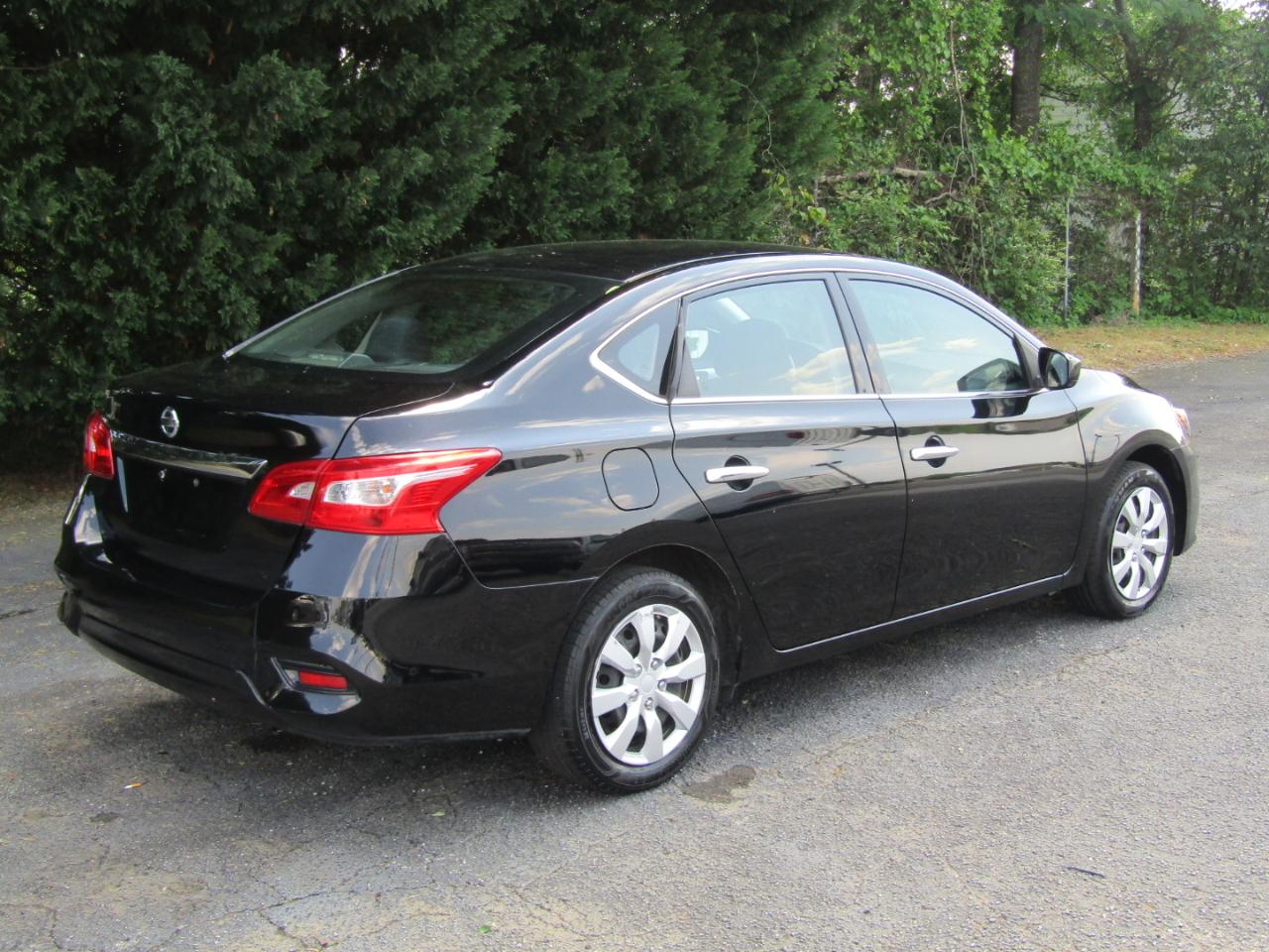 Nissan Sentra S CVT 2019