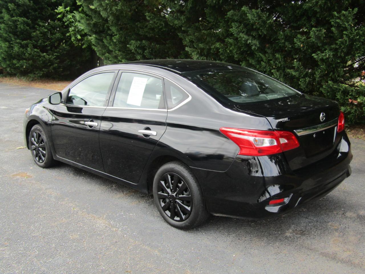 Nissan Sentra S CVT 2019