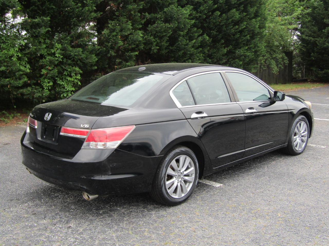 Honda Accord EX-L V6 Sedan AT 2012