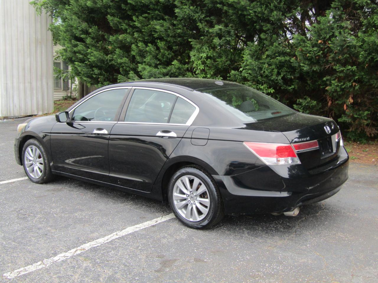 Honda Accord EX-L V6 Sedan AT 2012