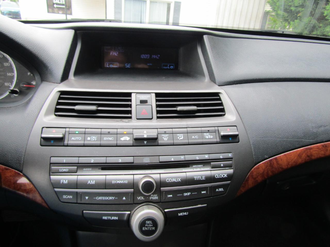 Honda Accord EX-L V6 Sedan AT 2012