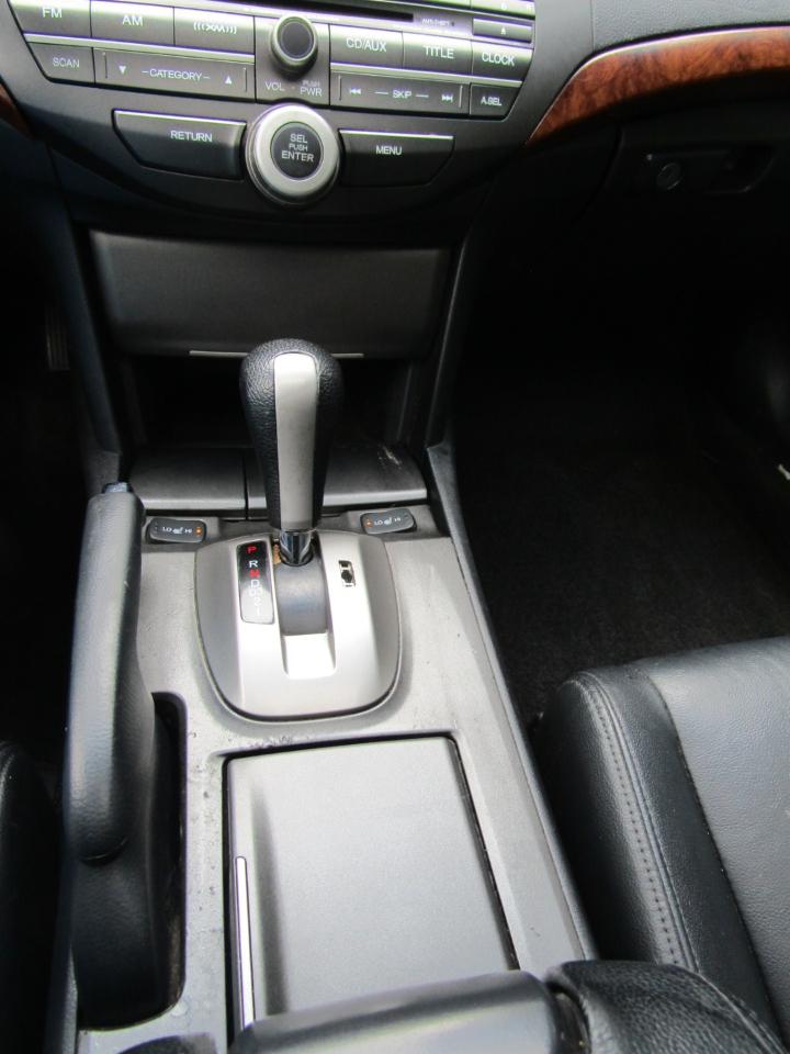 Honda Accord EX-L V6 Sedan AT 2012