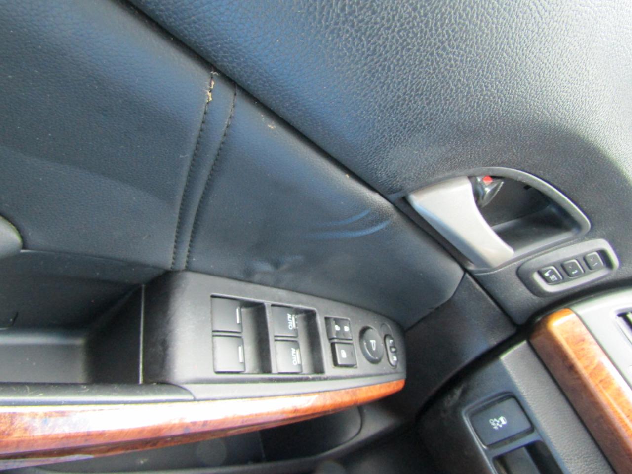 Honda Accord EX-L V6 Sedan AT 2012