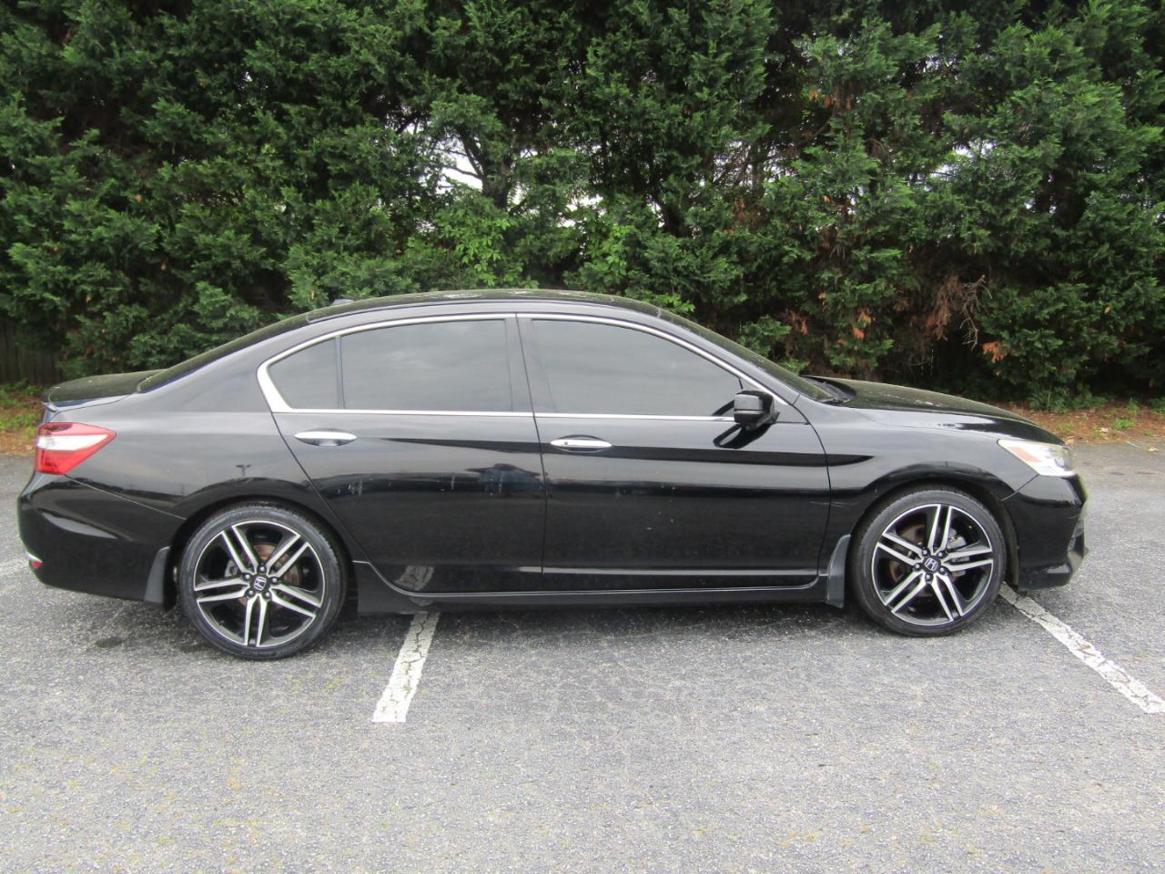 Honda Accord Touring V6 Sedan 6-Spd AT 2017