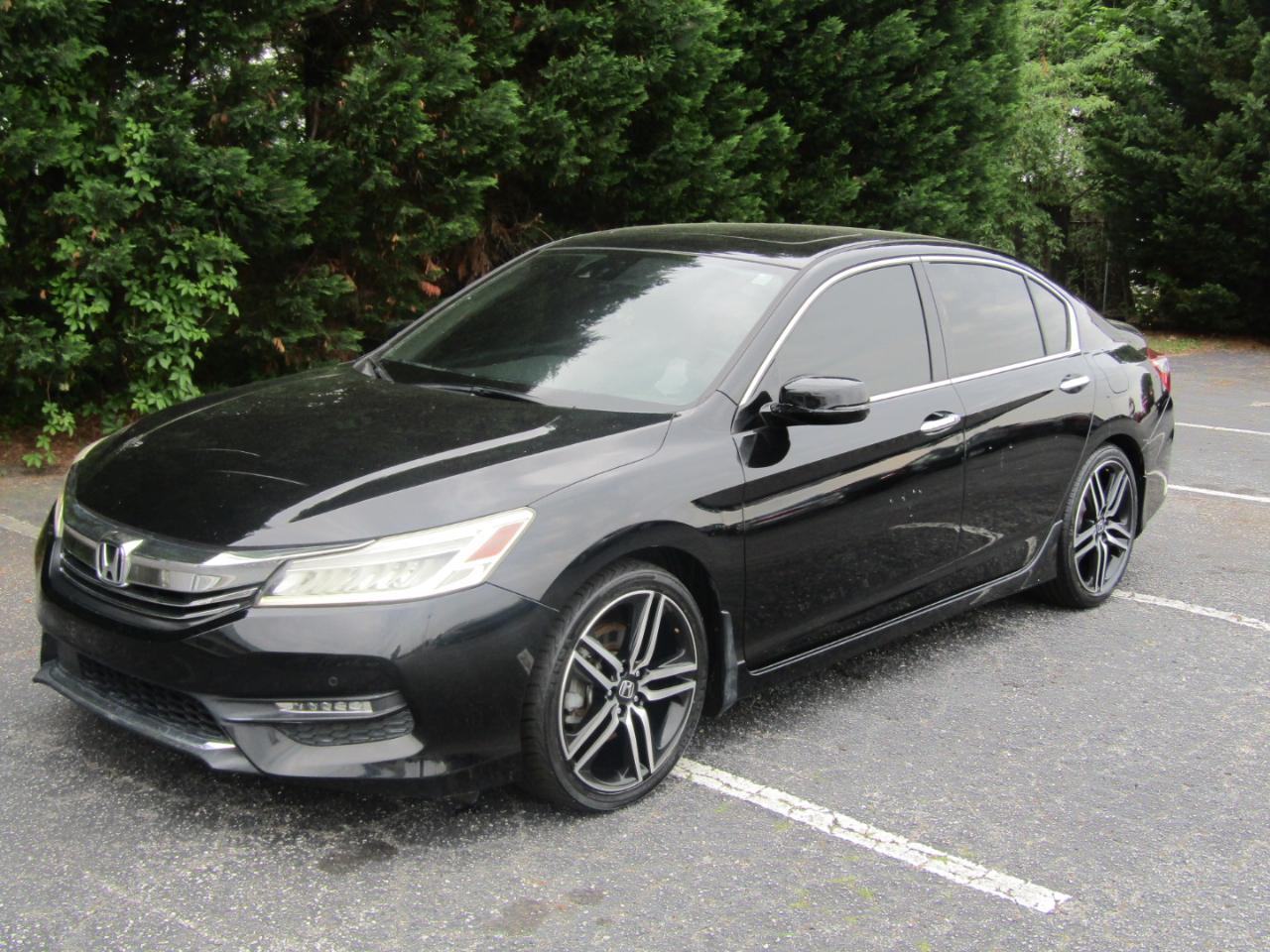 Honda Accord Touring V6 Sedan 6-Spd AT 2017