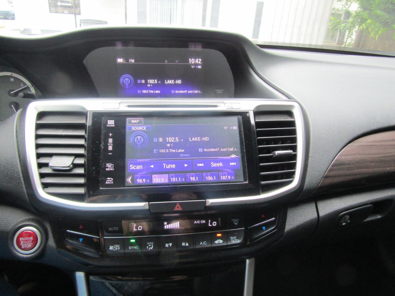 Honda Accord Touring V6 Sedan 6-Spd AT 2017