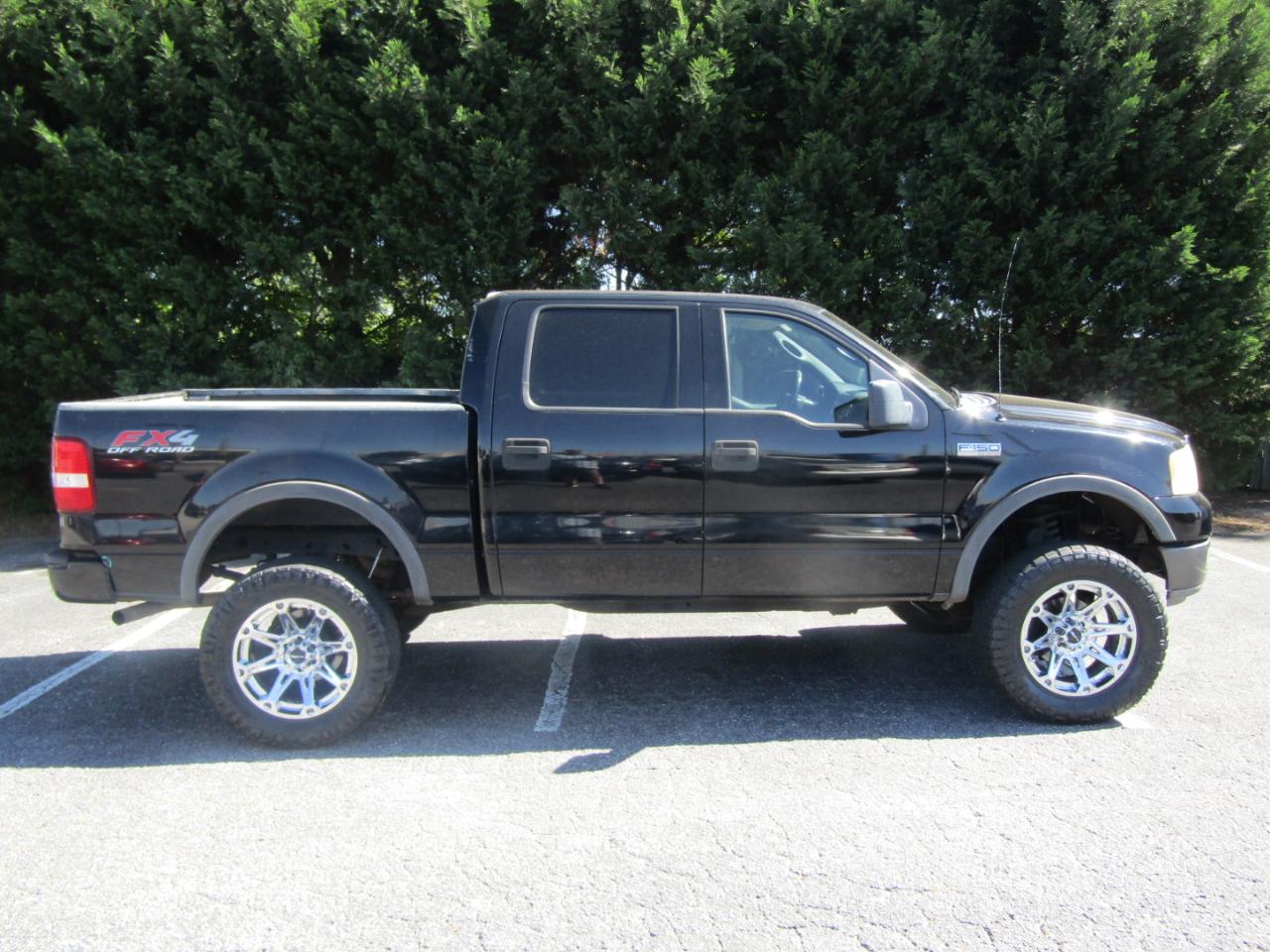 Ford F-150 Lariat SuperCrew 4WD 2004