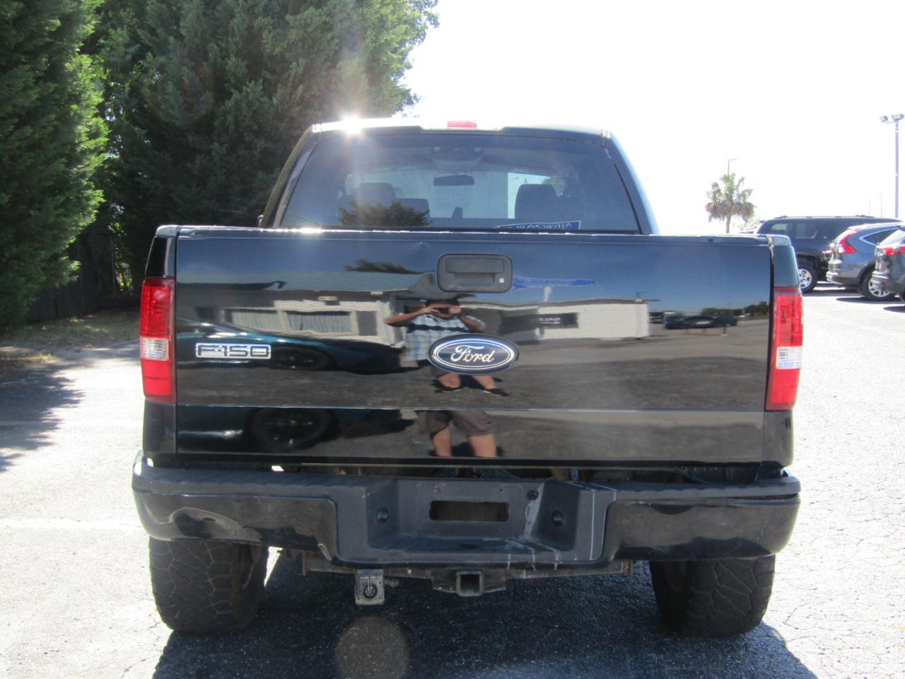 Ford F-150 Lariat SuperCrew 4WD 2004