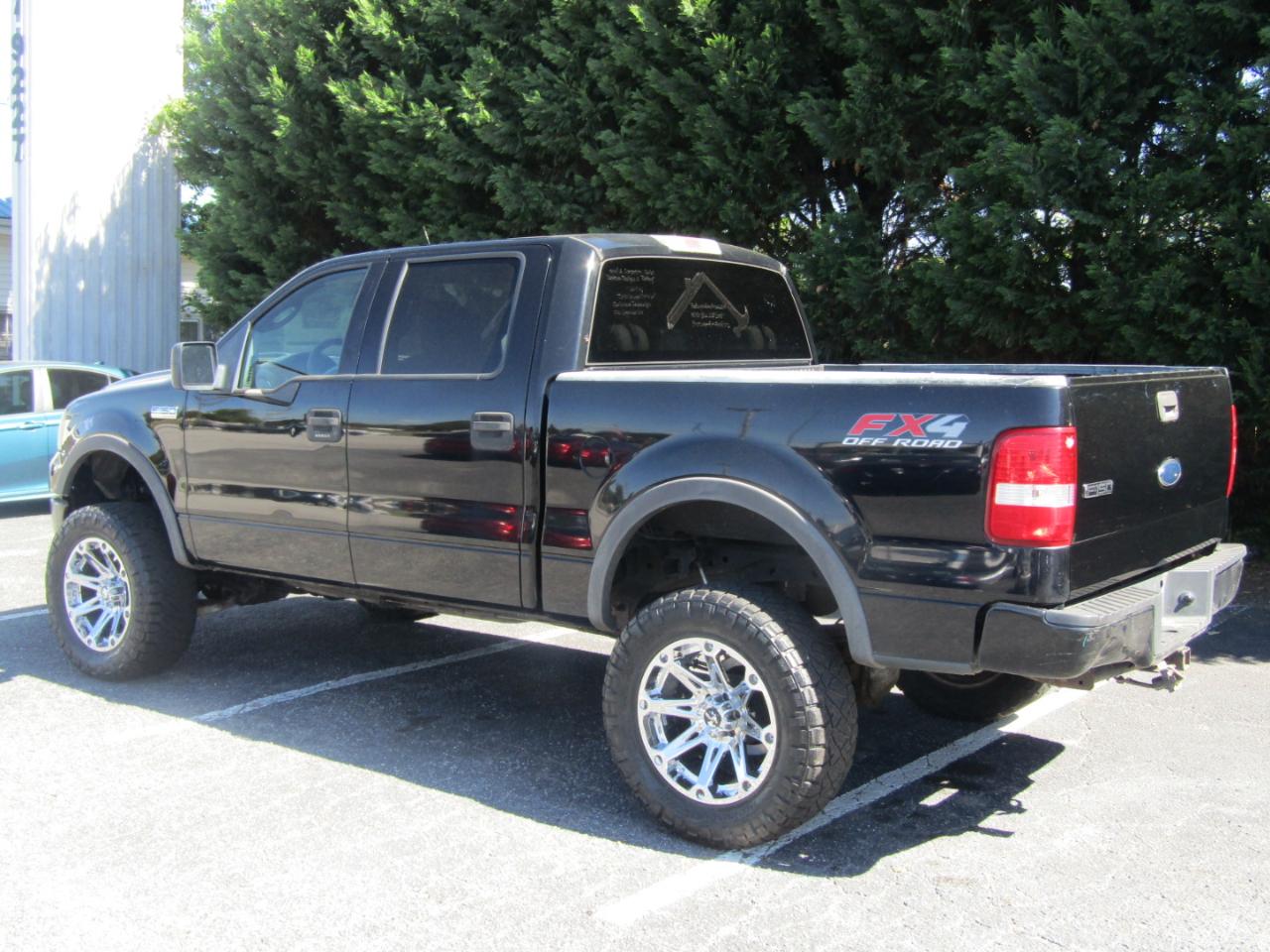 Ford F-150 Lariat SuperCrew 4WD 2004