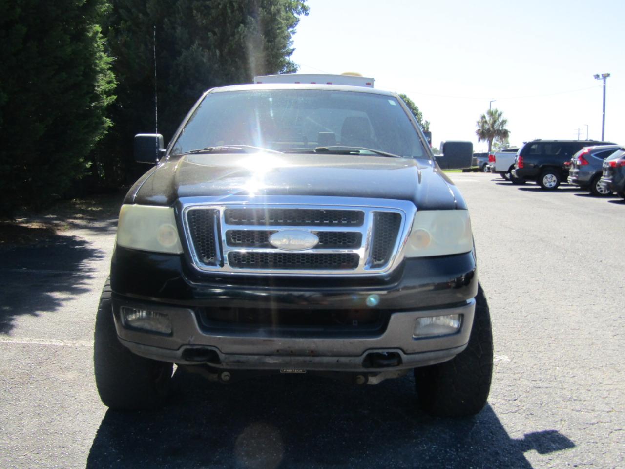 Ford F-150 Lariat SuperCrew 4WD 2004
