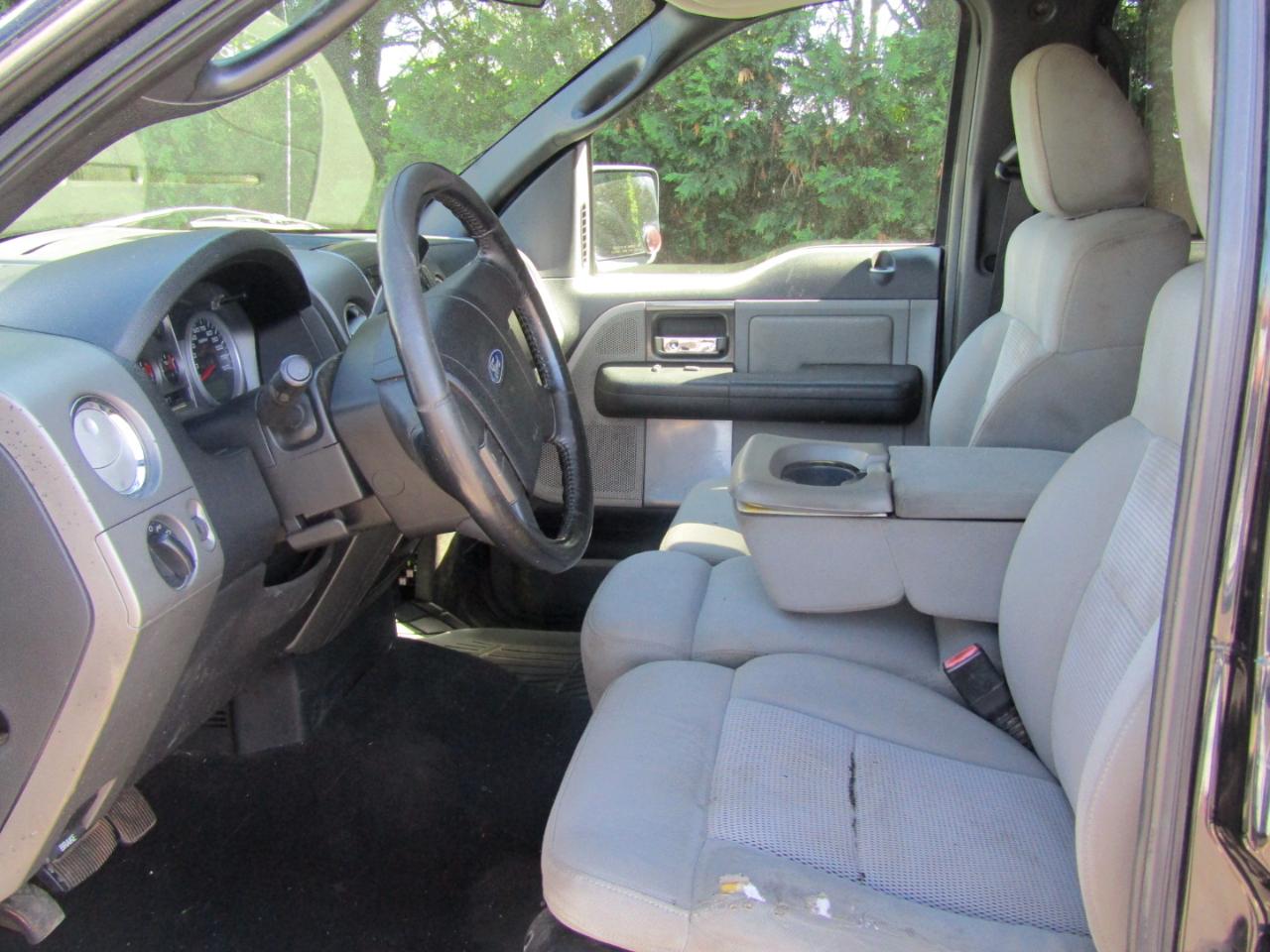 Ford F-150 Lariat SuperCrew 4WD 2004