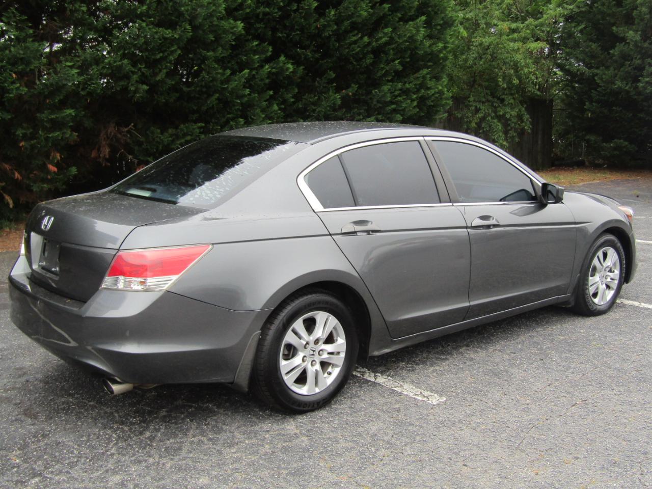 Honda Accord LX-P Sedan AT 2010