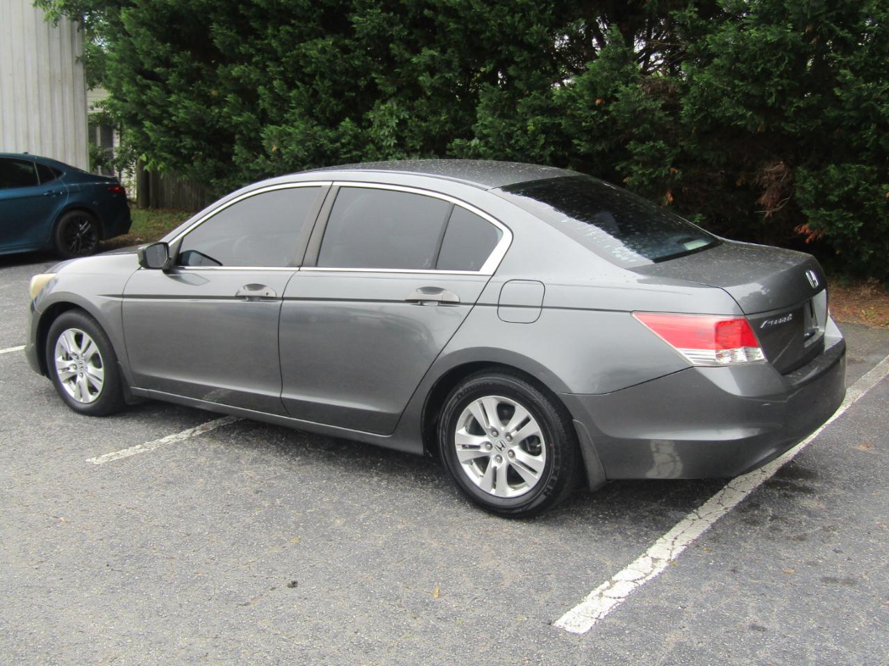 Honda Accord LX-P Sedan AT 2010
