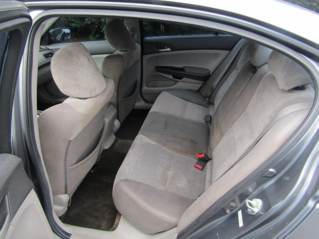 Honda Accord LX-P Sedan AT 2010