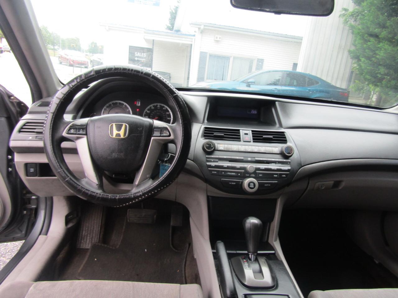 Honda Accord LX-P Sedan AT 2010