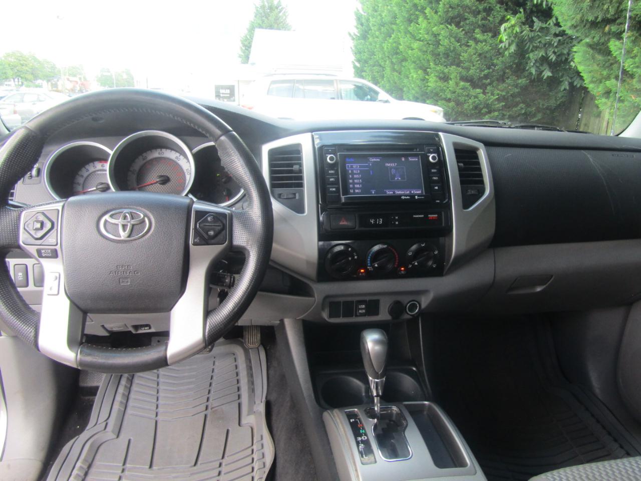 Toyota Tacoma PreRunner Access Cab I4 4AT 2WD 2014