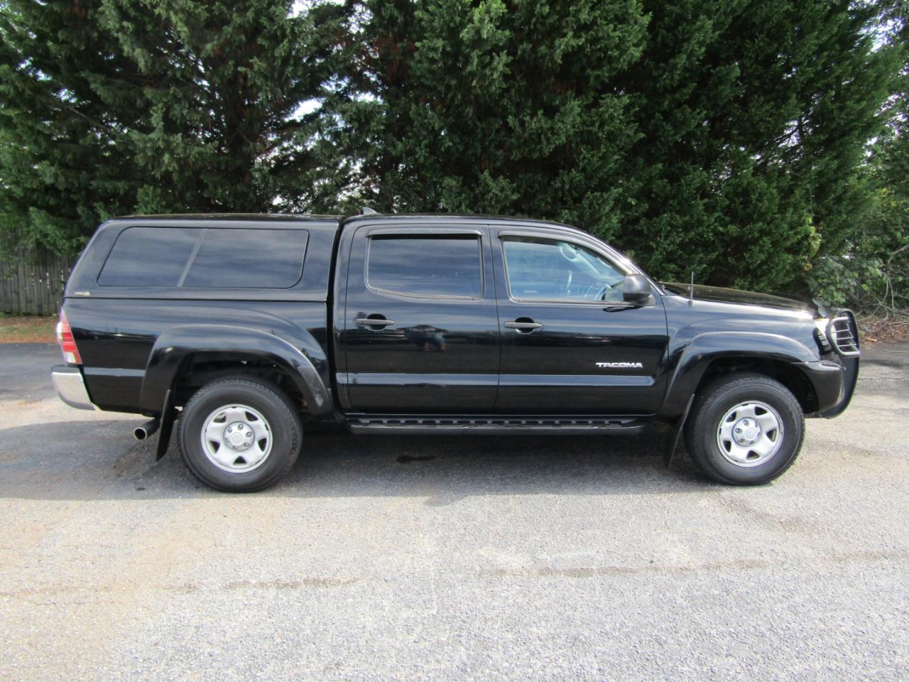 Toyota Tacoma PreRunner Double Cab V6 5AT 2WD 2015