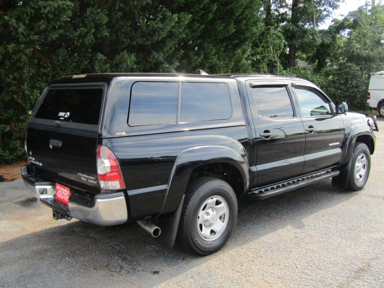 Toyota Tacoma PreRunner Double Cab V6 5AT 2WD 2015