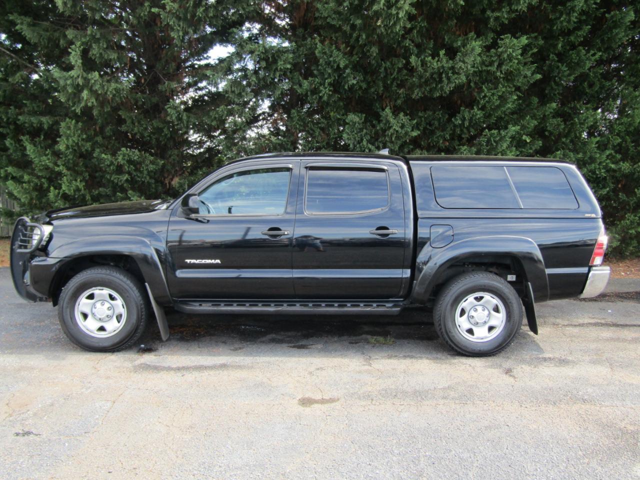 Toyota Tacoma PreRunner Double Cab V6 5AT 2WD 2015