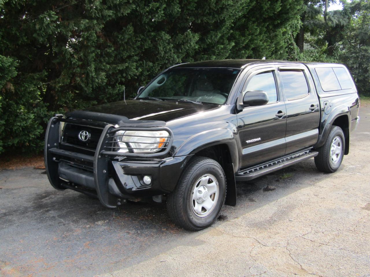 Toyota Tacoma PreRunner Double Cab V6 5AT 2WD 2015