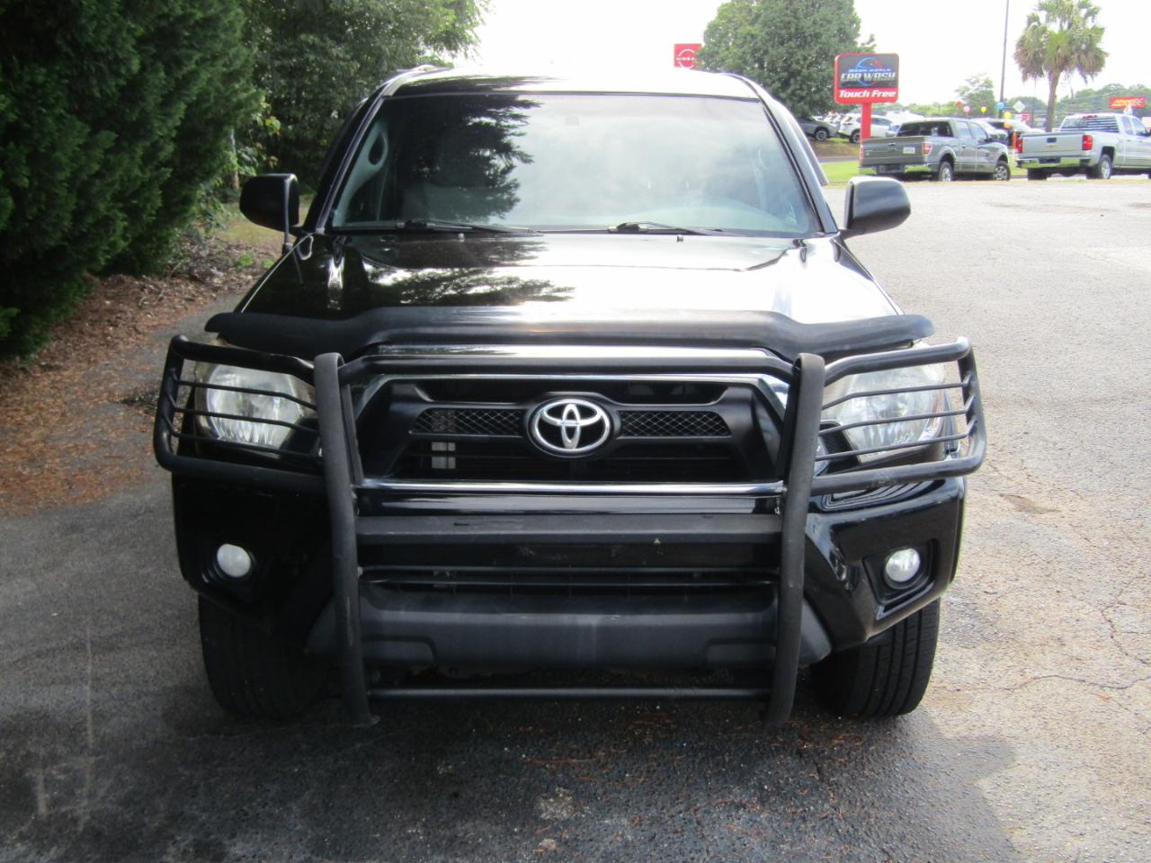 Toyota Tacoma PreRunner Double Cab V6 5AT 2WD 2015