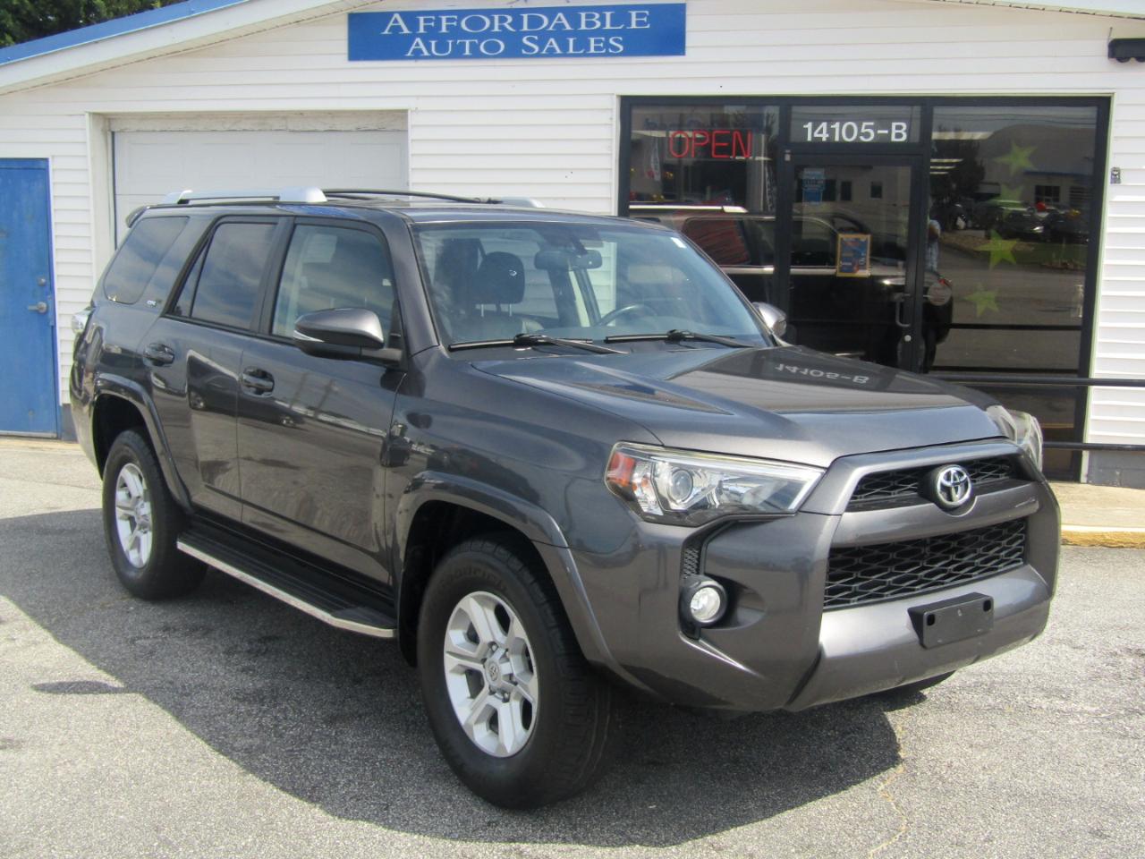 Toyota 4Runner SR5 2WD 2015