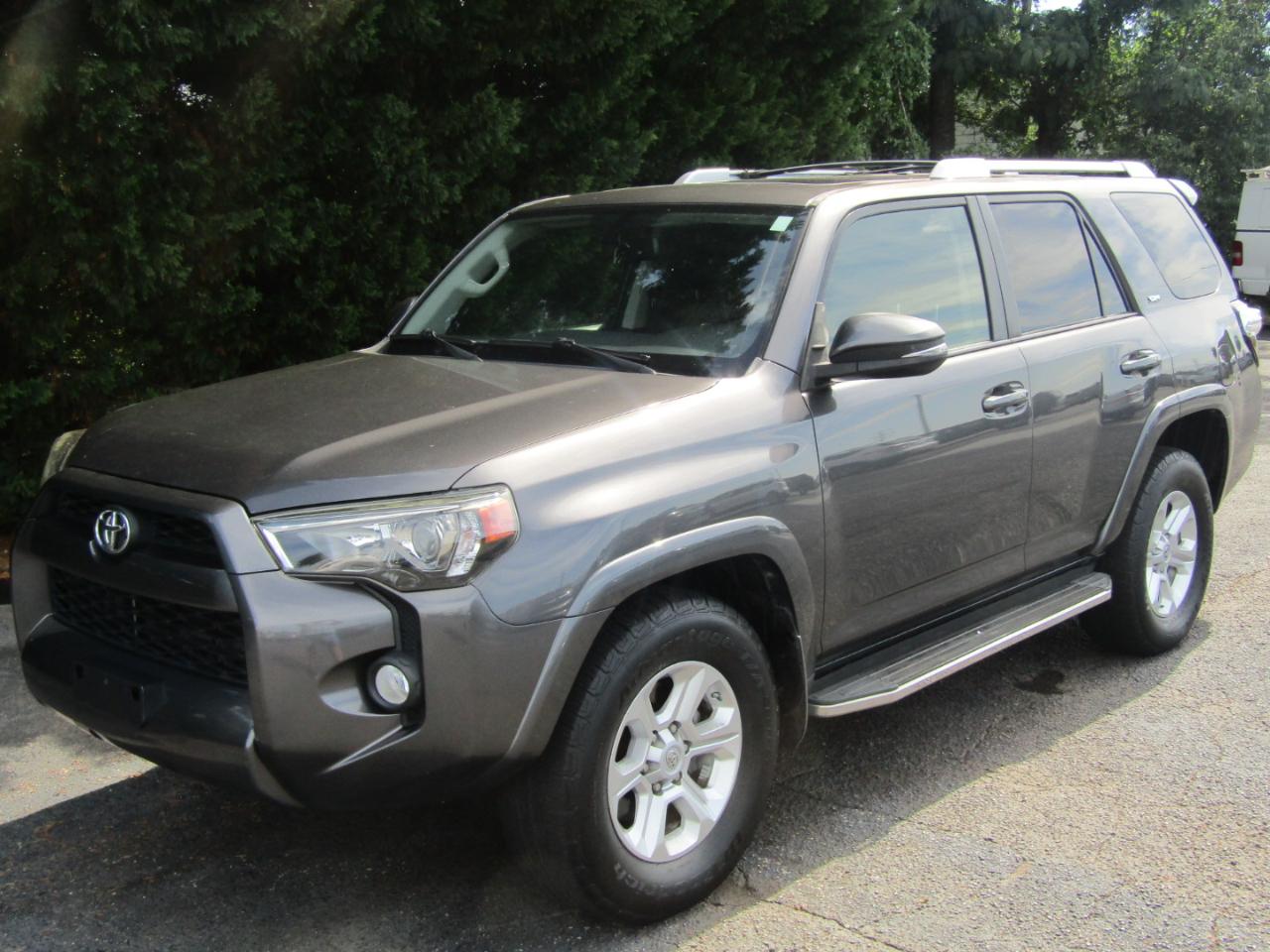 Toyota 4Runner SR5 2WD 2015