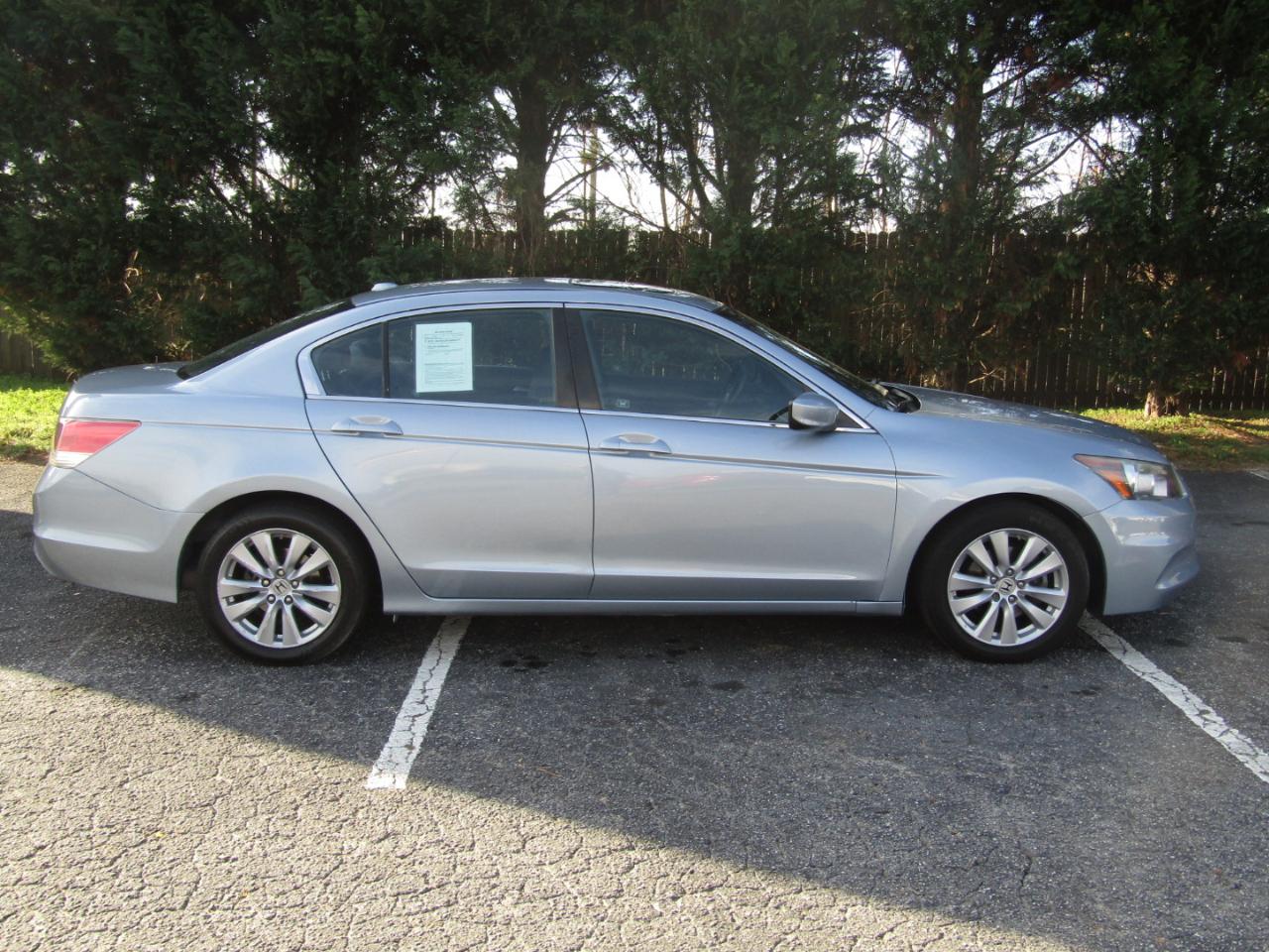 Honda Accord EX-L Sedan AT 2011