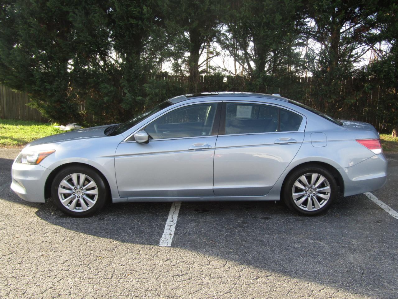 Honda Accord EX-L Sedan AT 2011