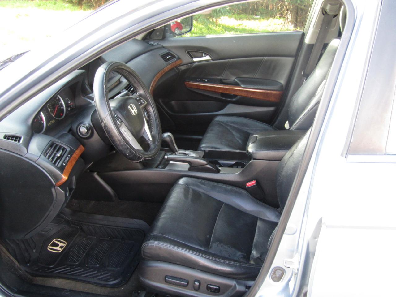Honda Accord EX-L Sedan AT 2011