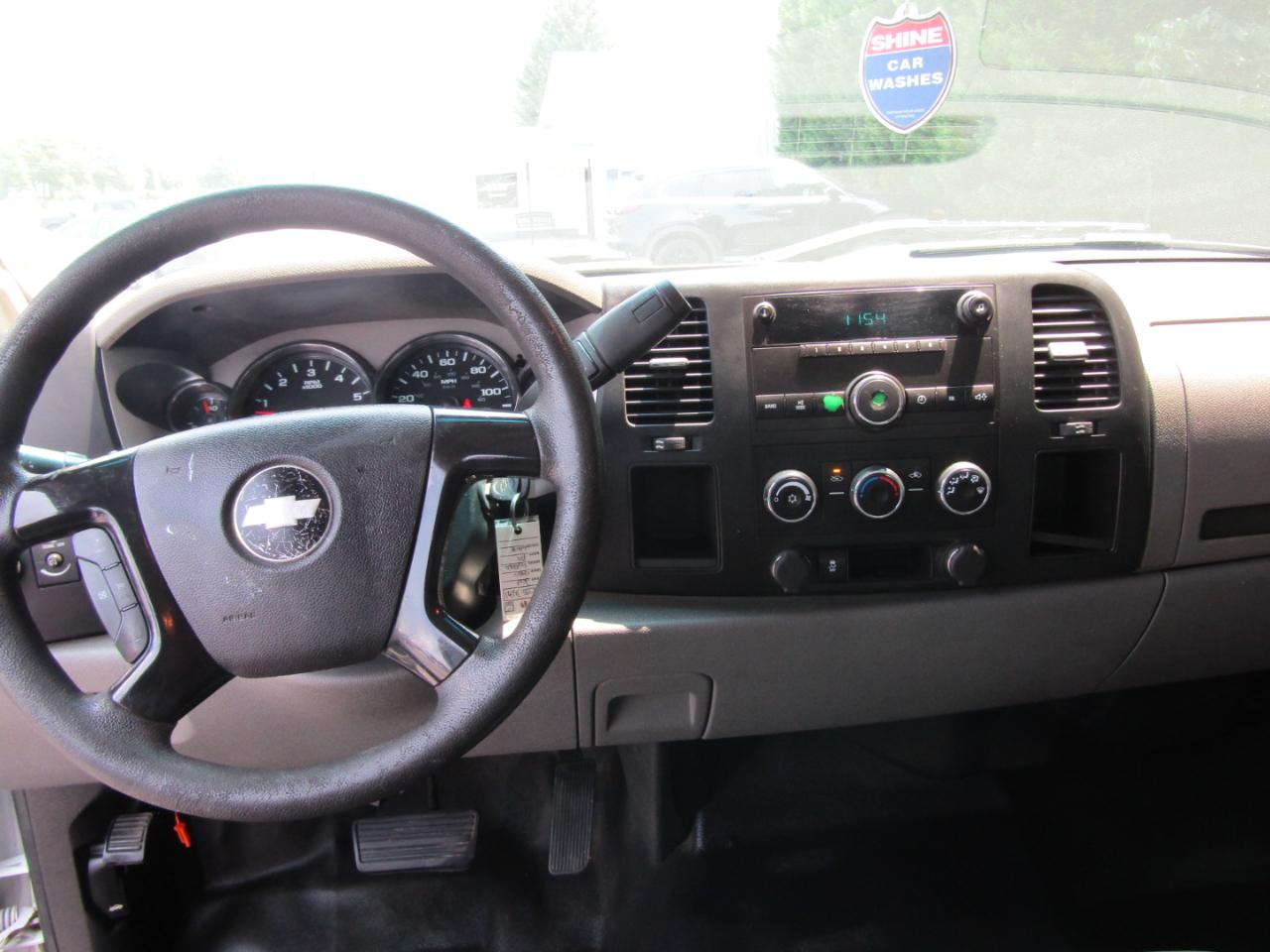Chevrolet Silverado 2500HD Work Truck Ext. Cab 2WD 2013