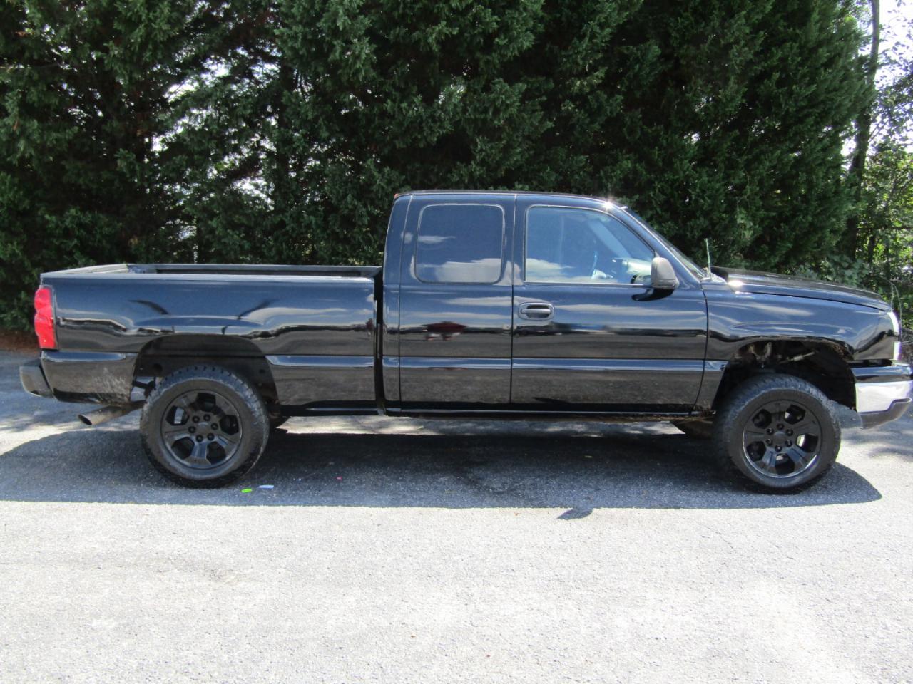 Chevrolet Silverado 1500 Work Truck Ext. Cab Long Bed 2WD 2006