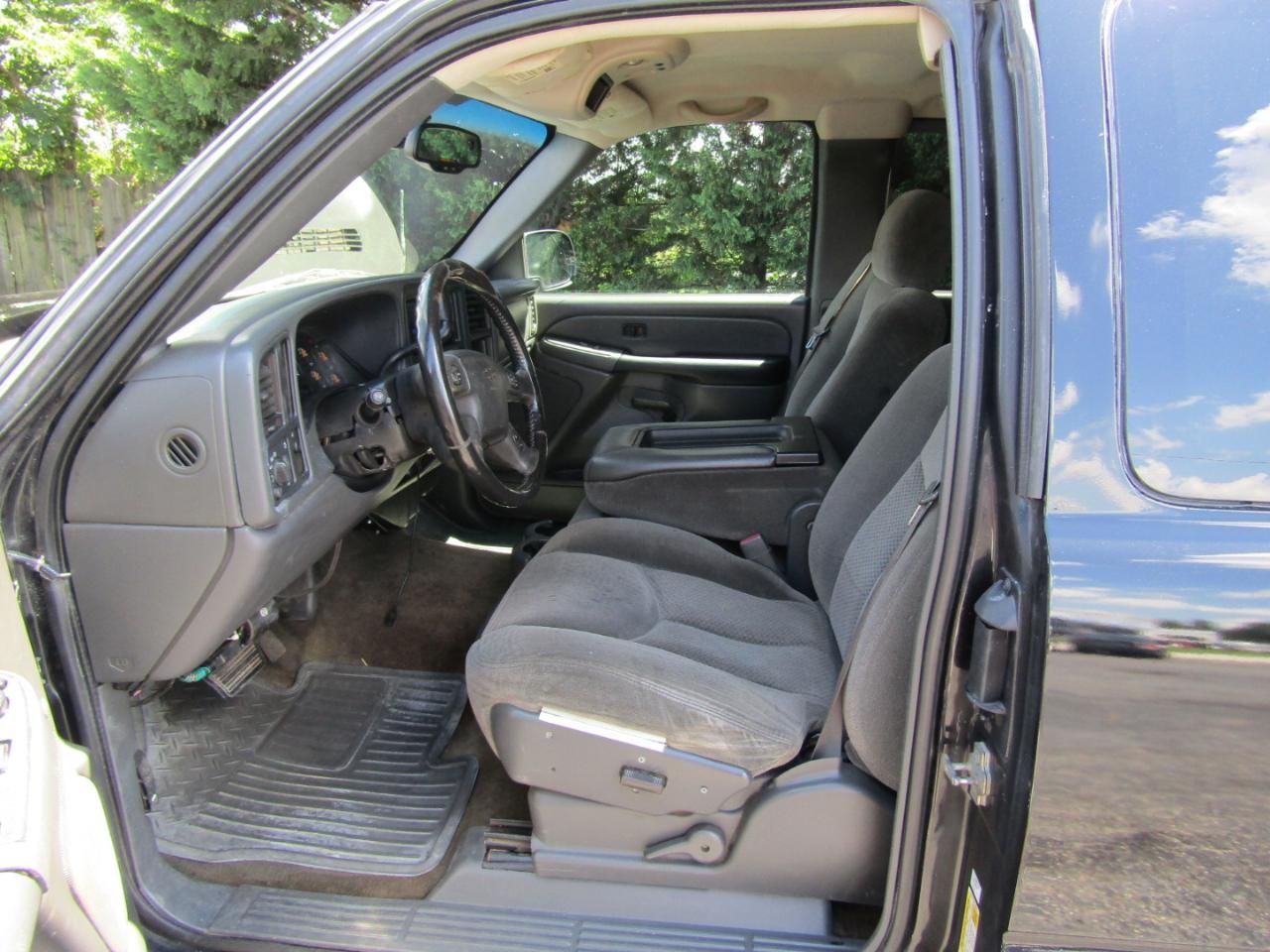 Chevrolet Silverado 1500 Work Truck Ext. Cab Long Bed 2WD 2006
